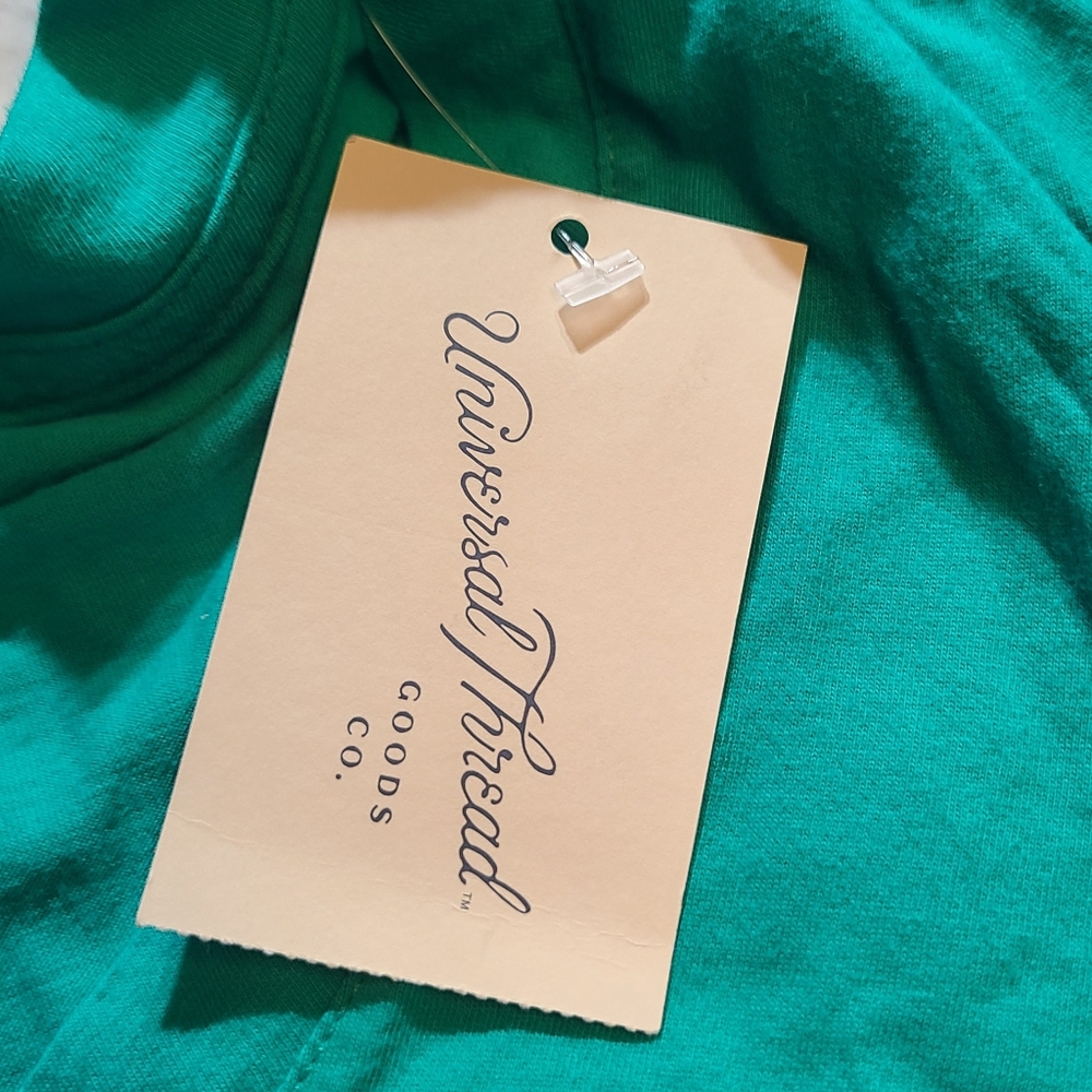 Women's Shrunken Short Sleeve V-Neck T-Shirt - Universal Thread Emerald Green L - Picture 4 of 5